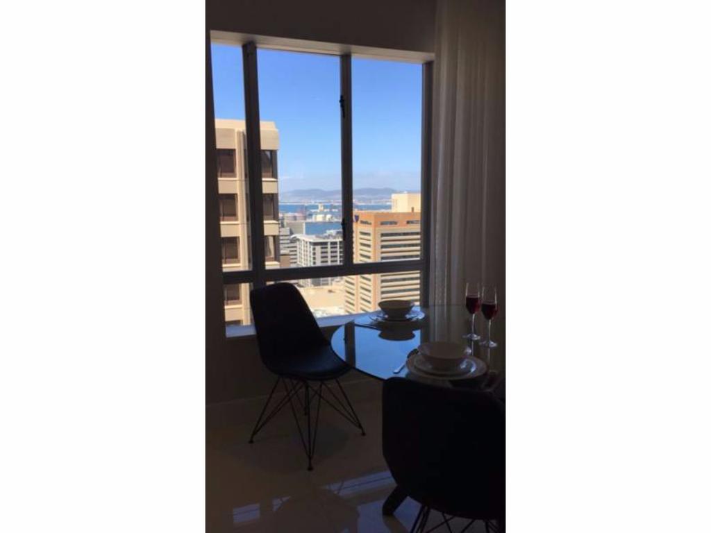 Triangle Luxury Suites By Totalstay Кейптаун Екстериор снимка