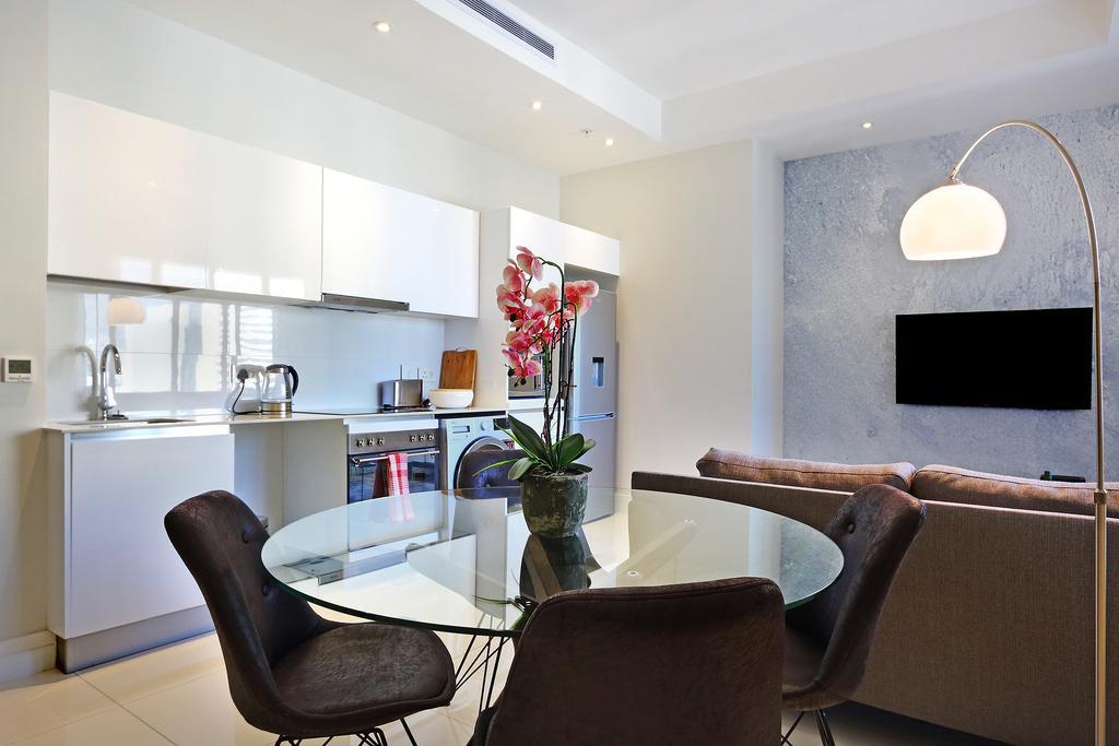 Triangle Luxury Suites By Totalstay Кейптаун Екстериор снимка