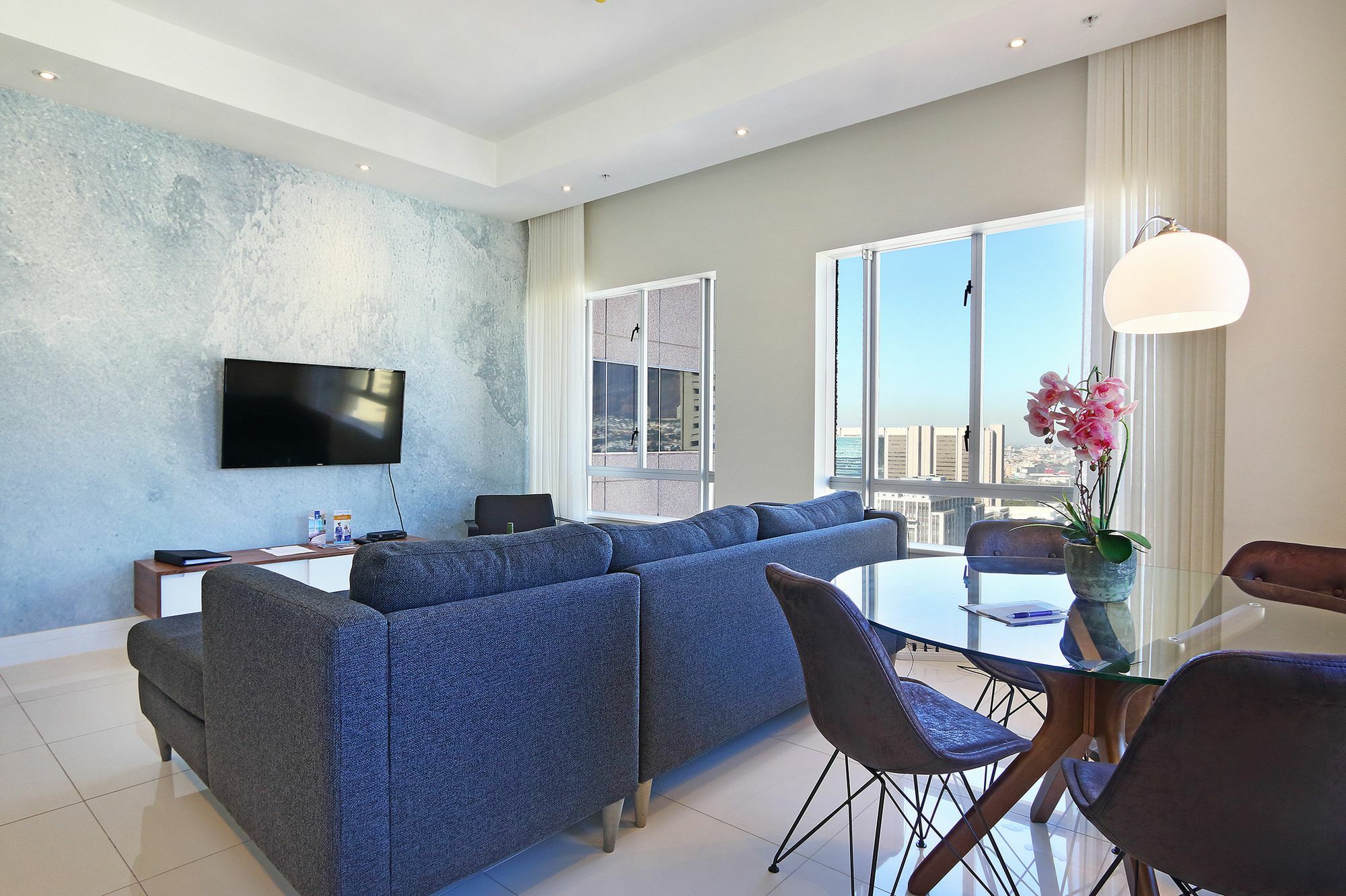 Triangle Luxury Suites By Totalstay Кейптаун Екстериор снимка